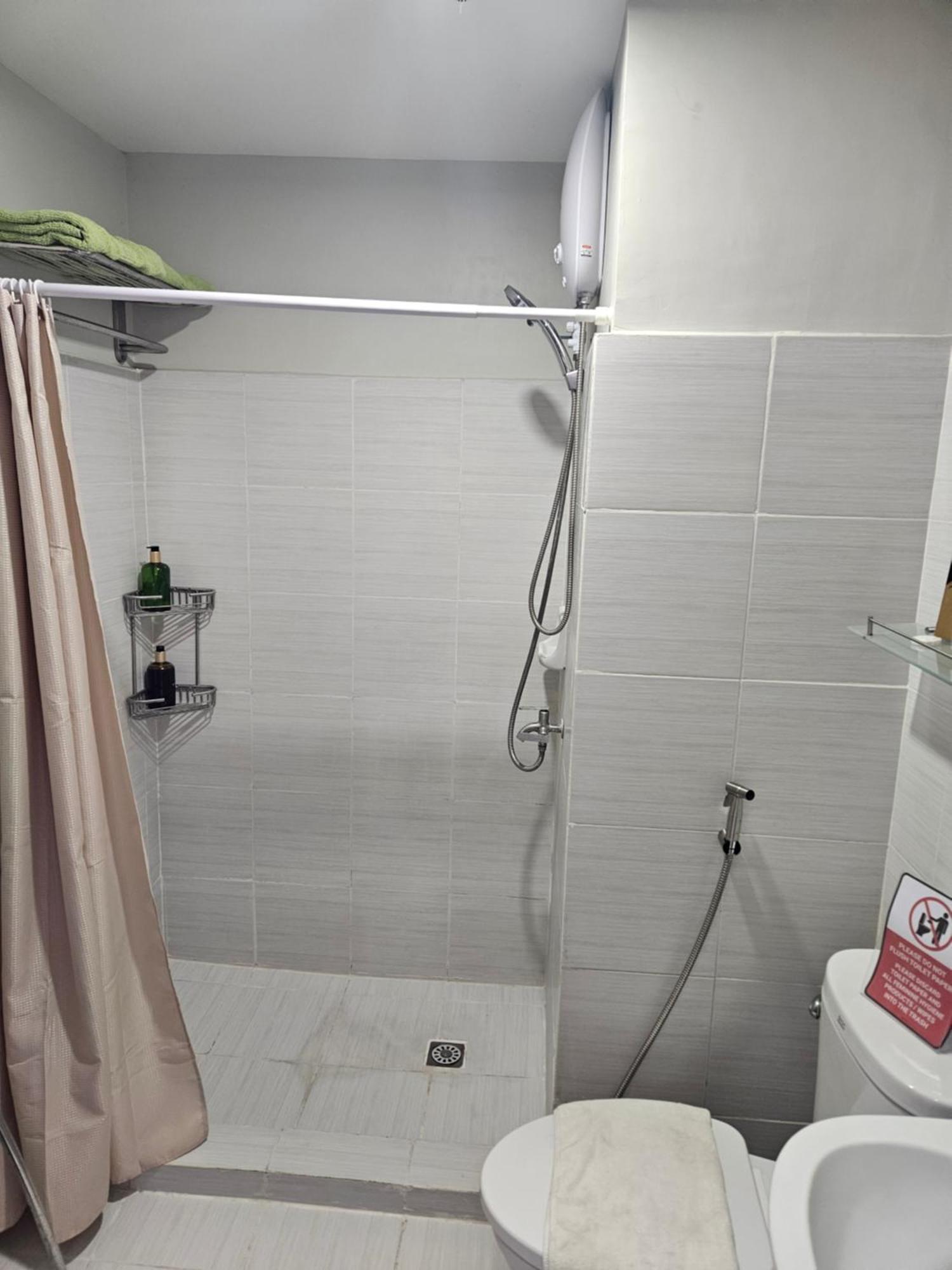 2-Bedroom Boutique City Condo - Newly Renovated! Cebu ภายนอก รูปภาพ