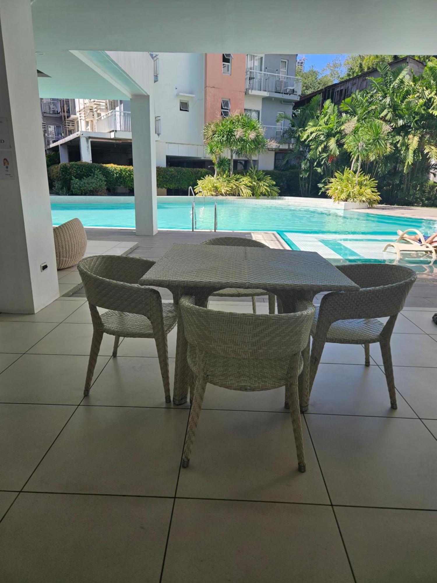 2-Bedroom Boutique City Condo - Newly Renovated! Cebu ภายนอก รูปภาพ